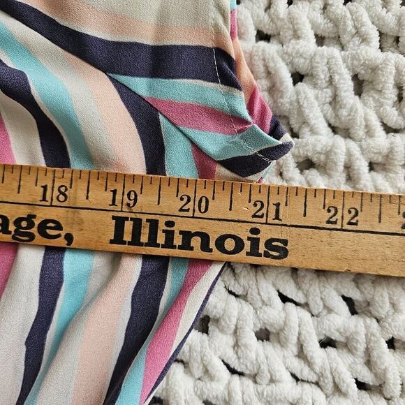 EUC LC LAUREN CONRAD STRIPED SHORT SLEEVES SWING STYLE SHORT DRESS SIZE M - Picture 16 of 16